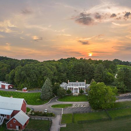 Inn At Black Star Farms Suttons Bay Экстерьер фото